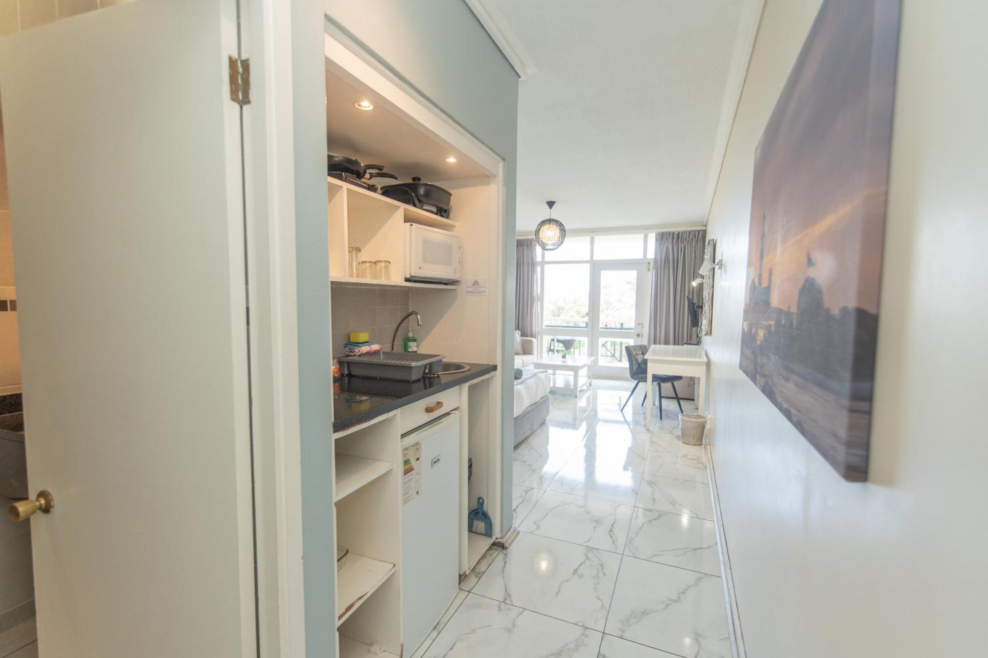 157 Brookes Hill Suites Near The Beach Порт-Элизабет Экстерьер фото