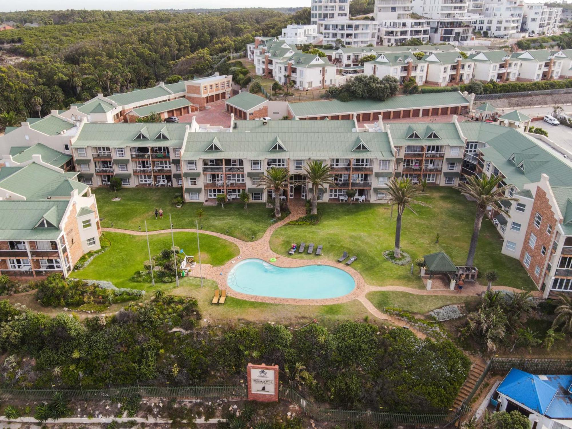 157 Brookes Hill Suites Near The Beach Порт-Элизабет Экстерьер фото